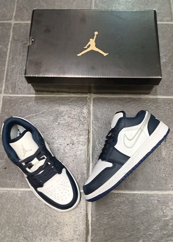 42 Beden Nike Air Jorden 1-ARANAN RENK:)