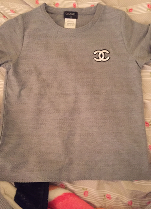 Chanel tshrit