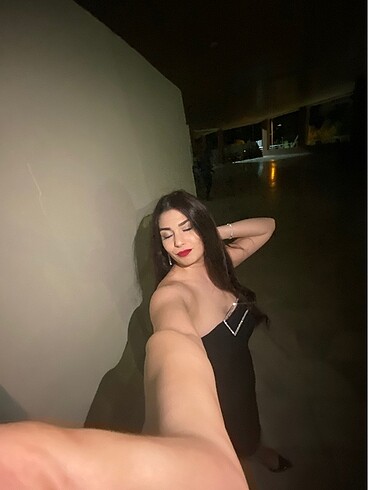 Siyah kısa elbise