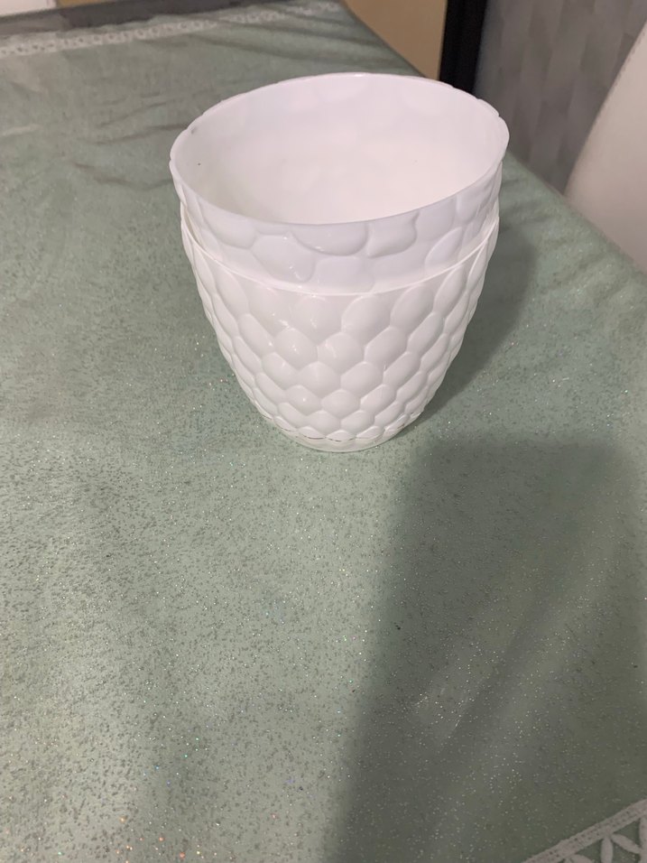 Beyaz Dokulu plastik saksı - Görsel 2