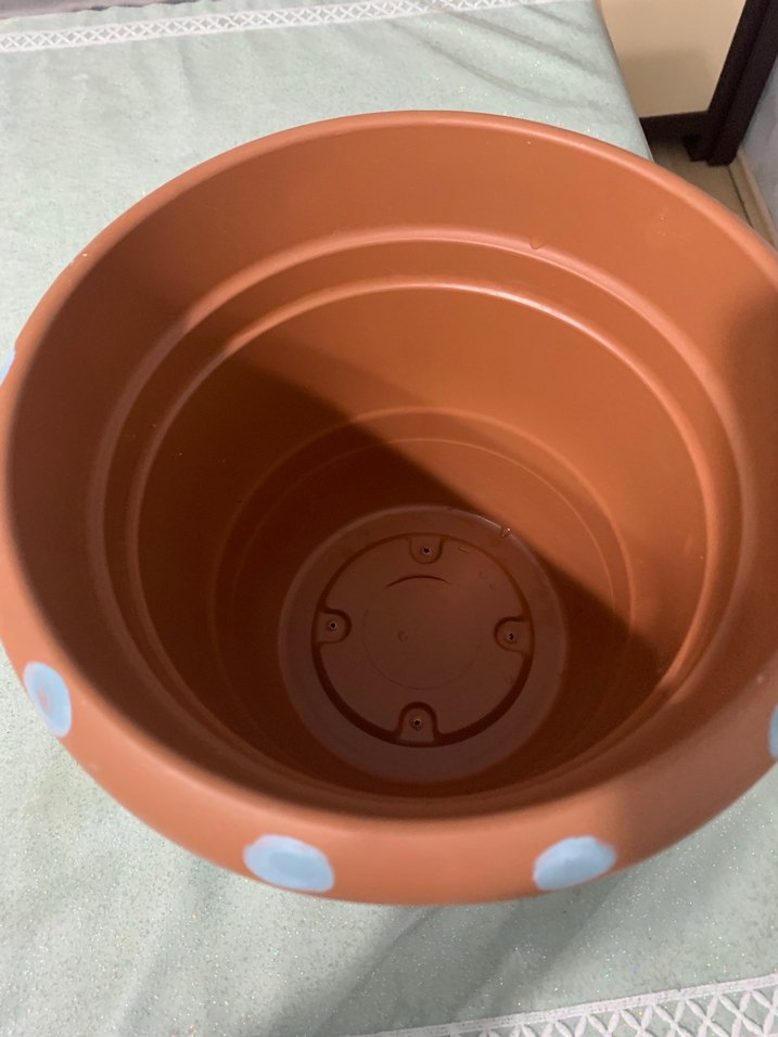 Beyaz Pastel Desenli Saksı - Görsel 2