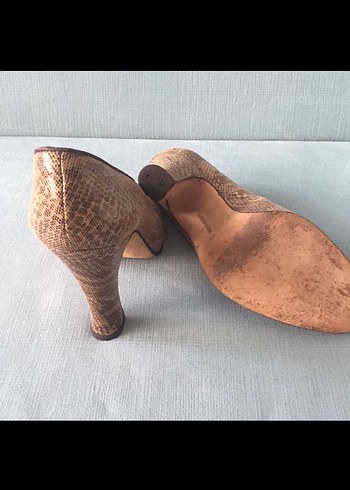 Bej Deri Yılan Desenli Dolgu Topuklu Kadın Ayakkabı - Görsel 3