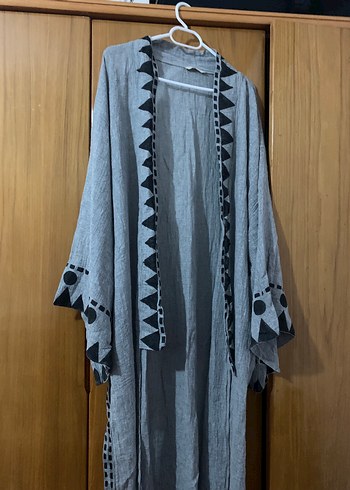 Zara Gri Geometrik Desenli Uzun Kimono