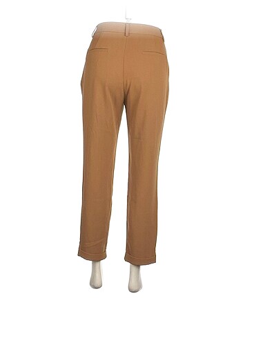 34 Beden Stradivarius Kumaş Pantolon %70 İndirimli.