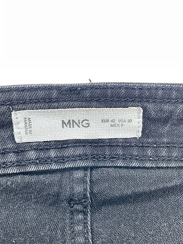 42 Beden siyah Renk Mango Jean / Kot %70 İndirimli.