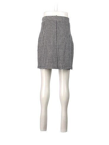 s Beden Bershka Mini Etek %70 İndirimli.