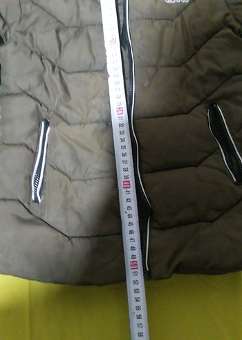 Erkek çocuk Yeşil Kapüşonlu Fermuarlı Kışlık Mont - Görsel 4