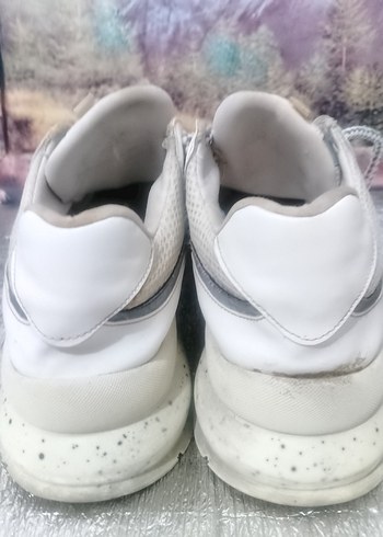 Beyaz Kadın Dolgu Topuklu Spor Ayakkabı - Görsel 3