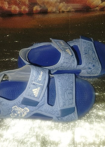 Mavi Parlak Tokalı Erkek Çocuk Terlik - Görsel 5