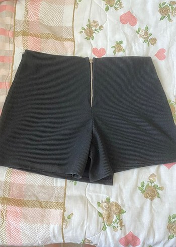 40 Beden Düğmeli Siyah Mini Etek