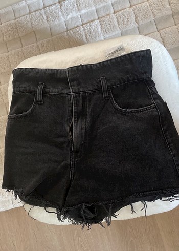 Siyah Kemerli Kadın Mini Denim Şort
