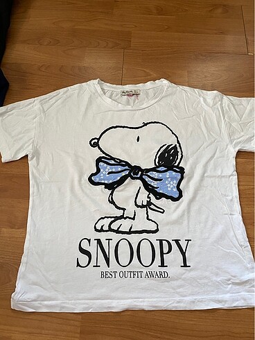 s Beden beyaz Renk Snoopy ve Gremlins tişört
