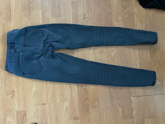 xs Beden Bershka skinny Jean