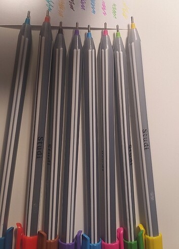  Studi 8 adet tükenmez kalem set