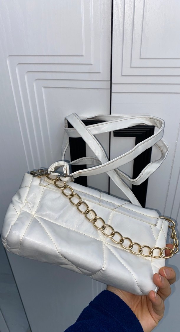Beyaz Deri Zincir Detaylı Kadın Çanta - Görsel 2