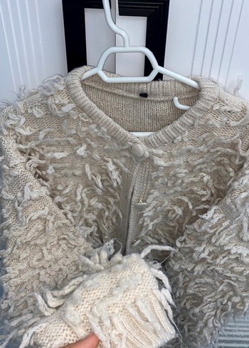 Gri Uzun Kollu Tüylü Midi Hırka - Görsel 3