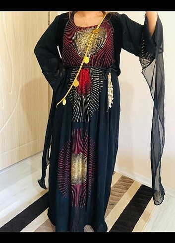 Zara Irak modeli siyah taşlı şifon yöresel fistan
