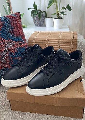 Tommy Hilfiger Siyah Kadın Günlük Spor Ayakkabı