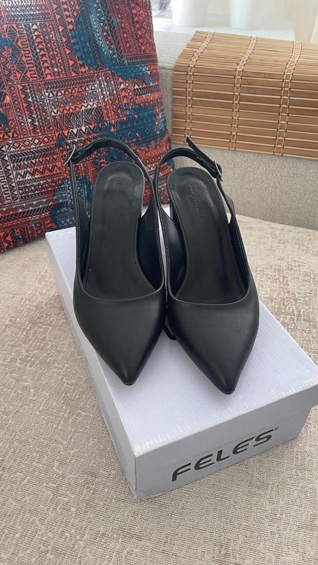 Klasik Siyah Tokalı Topuklu Kadın Ayakkabı - Görsel 3