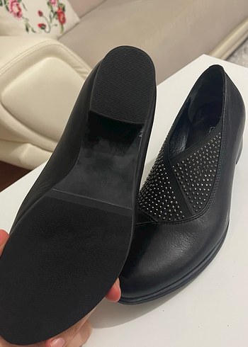 Siyah Gotik Dolgu Topuk Kadın Ayakkabı - Görsel 3