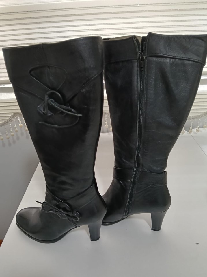 Siyah Deri Tokalı Dizüstü Çizme - Görsel 3