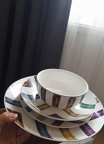 Karaca blush line yemek takimi