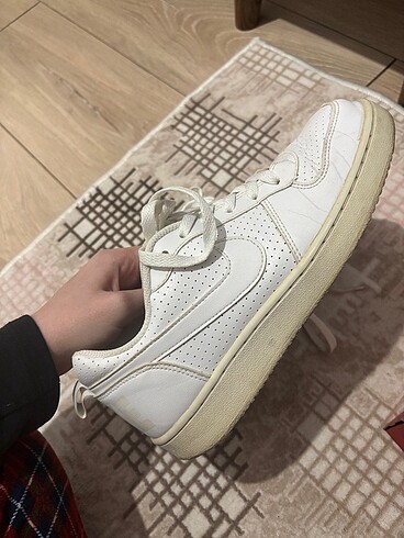 Nike Nike Court Borough Low