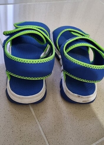 32 Beden Reebok Erkek Çocuk Spor Ayakkabı 32,5 no.