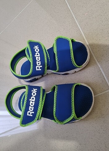 Reebok Erkek Çocuk Spor Ayakkabı 32,5 no.