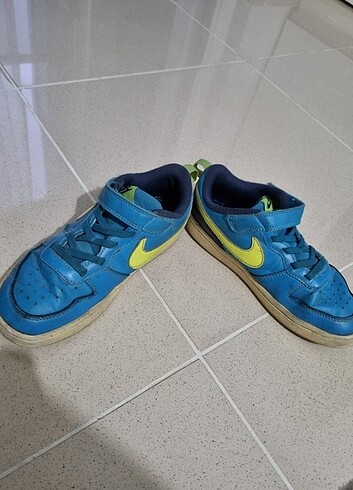 33 Beden Nike Çocuk spor ayakkabı- 33no.
