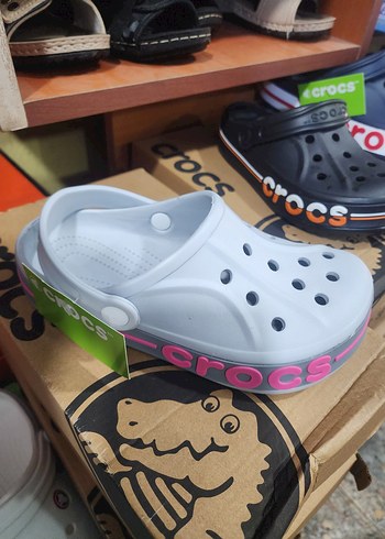 Crocs Crocs Kadın Renkli Baskılı Terlik