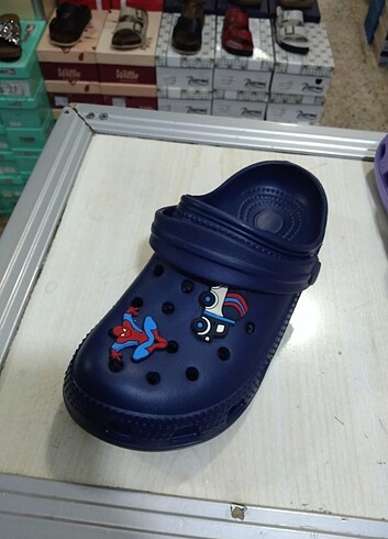 Erkek çocuk crocs terlik