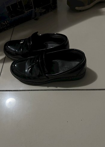 Kemer Detaylı Siyah Erkek Çocuk Loafer - Görsel 2