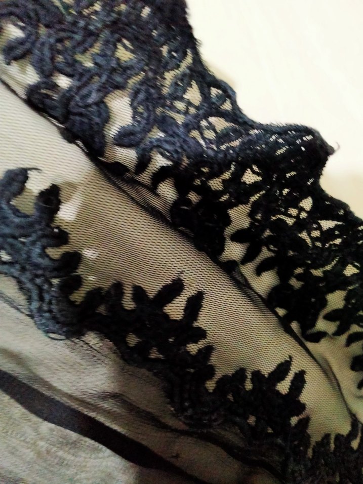 Siyah dantelli plaj elbisesiUzun Dökümlü Kadın Elbise - Görsel 5