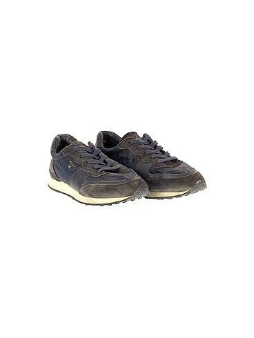 Gant Gant Spor Ayakkabı %70 İndirimli.
