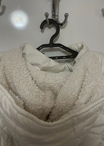 Beyaz Kapitone mont - Görsel 4