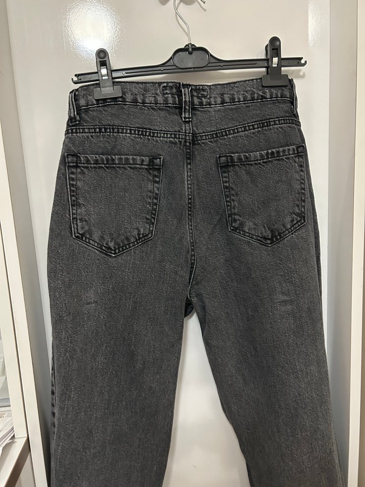 Gri Kadın Denim Pantolon, Kemerli, Midi Boy - Görsel 4