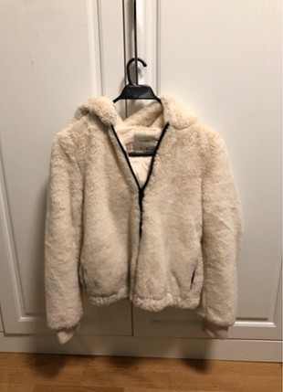Peluş Pofidik Mont
