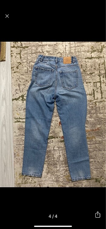 32 Beden mavi Renk mom jean