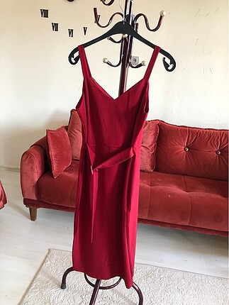 Bordo dizaltı kalem elbise