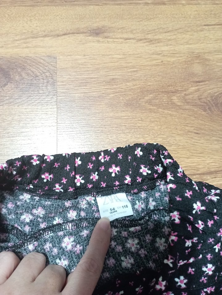 Siyah Mini Bohem Volanlı Hamile Şortu - Görsel 3