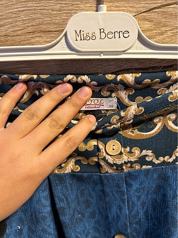 Desenli Etek - Görsel 3