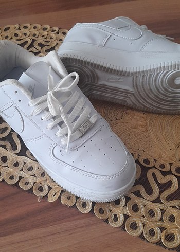 Nike Beyaz Kadın Spor Ayakkabı