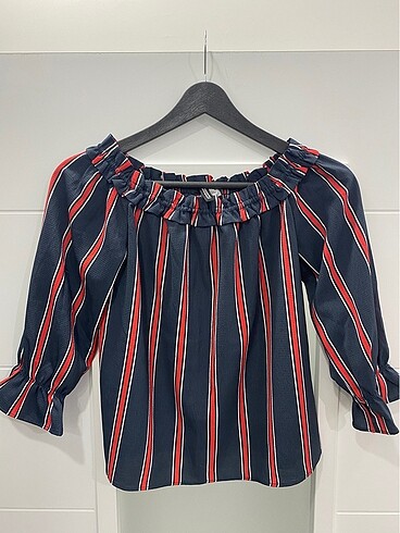H&M Kayık Yaka Bluz