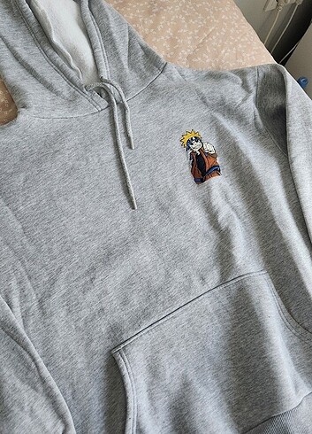 Pull and Bear Polarlı Naruto Sweatshirt 