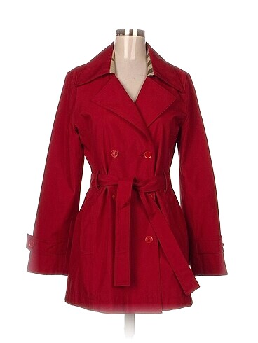 Burberry Trenchcoat %70 İndirimli.