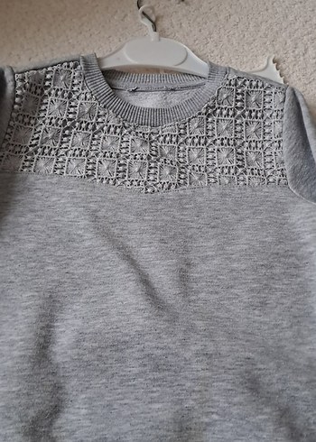 LC Waikiki Nakışlı Gri Kız Triko Sweatshirt