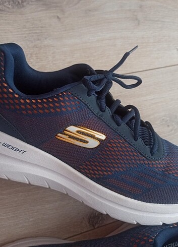 42 Beden Skechers Ayakkabı