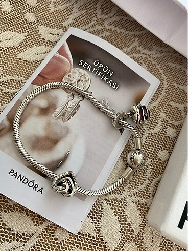 Pandora Orijinal Pandora