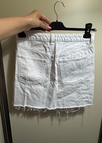 38 Beden beyaz Renk H&M Beyaz Mini Denim Etek